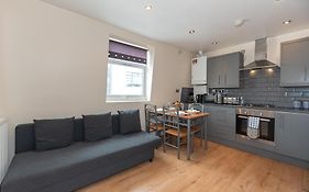 Lovely 3 Bed Apartment In The City Of London